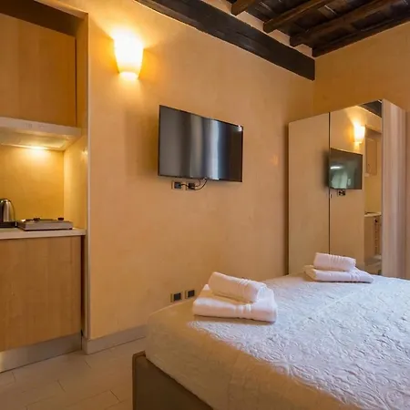 Trinitadeimonti Guest House