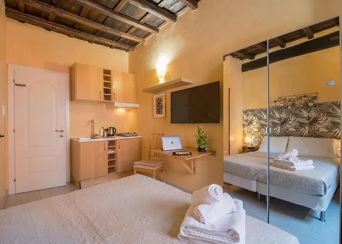 Trinitadeimonti Guest house 4*